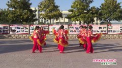河南省周口市郸城县石槽好日子广场舞在那桃花盛开的地方-团队演