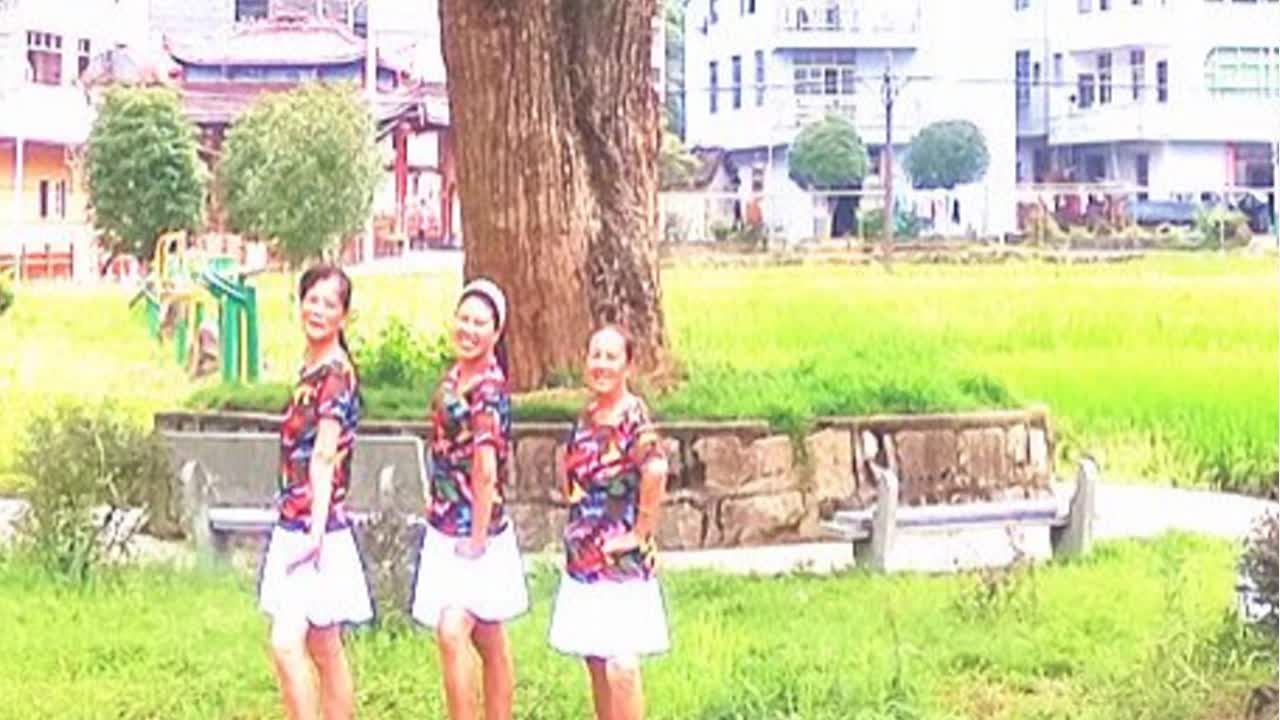 政和县梅坡村广场舞过河-团队演示